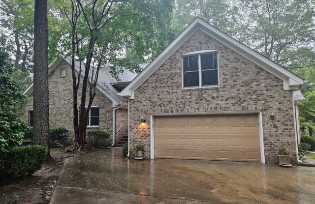 Photo of DONATION SHORES