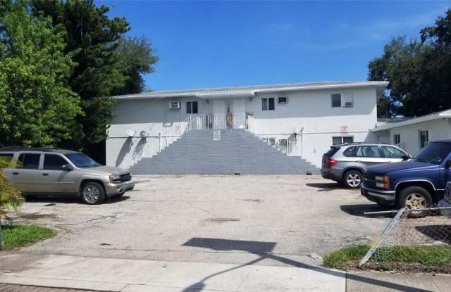 126 Northwest 8th Avenue - 126 Northwest 8th Avenue, Dania Beach, FL 33004