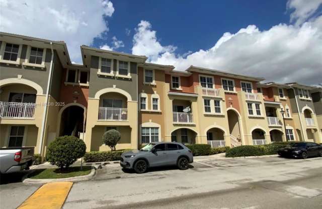 Photo of 10805 Northwest 89th Terrace