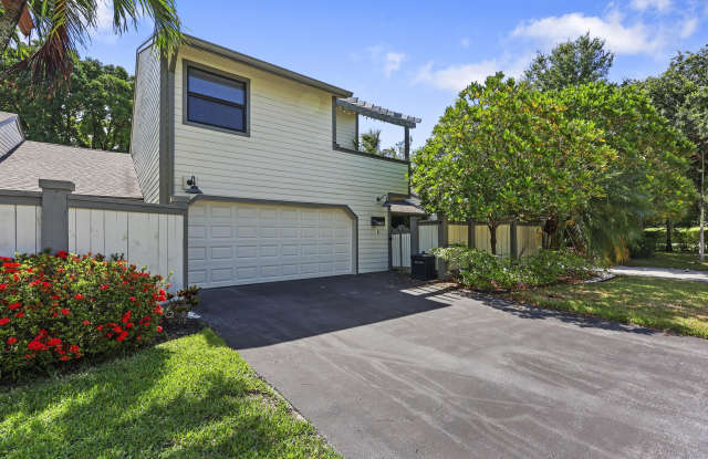 13400 Bedford Mews Court