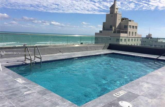 1255 Collins Ave