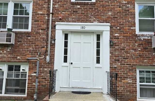 180 Nesmith St