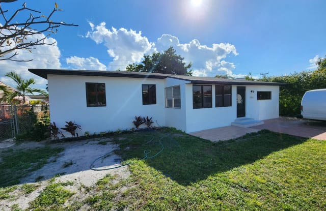 3954 NW 5th St - 3954 Northwest 5th Street, Miami, FL 33126