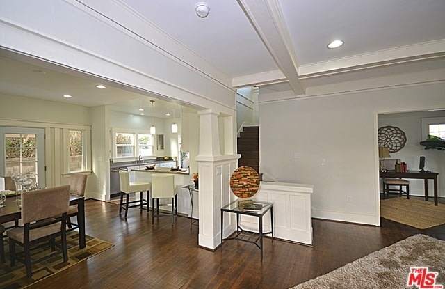 4547 West 16th Place