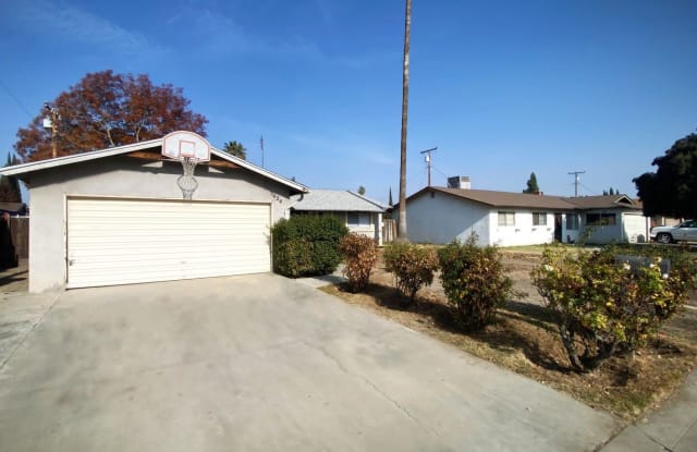 3424 W Tulare Ave - 3424 West Tulare Avenue, Visalia, CA 93277