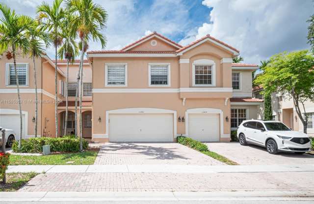 12460 SW 42nd St