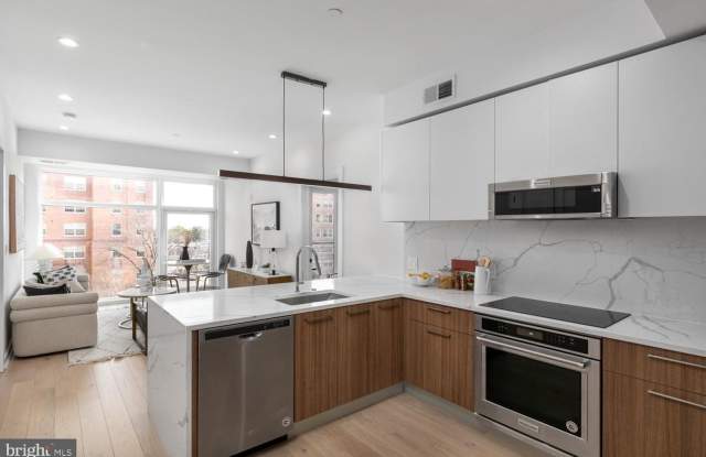 Elegant, Light-Filled 2BR/2BA with High Ceilings  Walk-In Closets