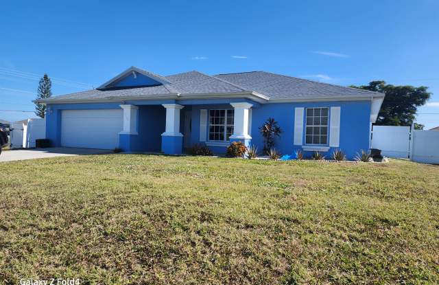 1159 NW 2nd Pl