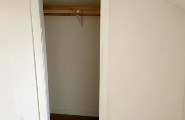 6931 Old Rutledge Pike