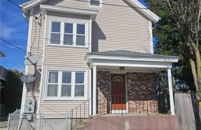 61 Utton Avenue - 61 Utton Avenue, Pawtucket, RI 02860