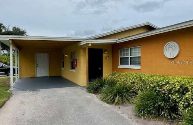 Photo of 3160 S BUMBY AVENUE