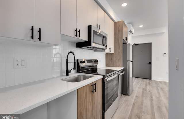 715 West Cumberland Street