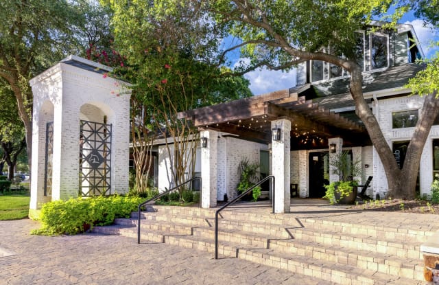 Photo of Steeplechase Apartments