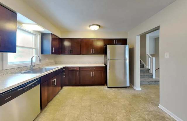 2311 West 16th Avenue