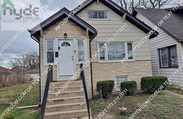 10123 South Yale Avenue photos photos