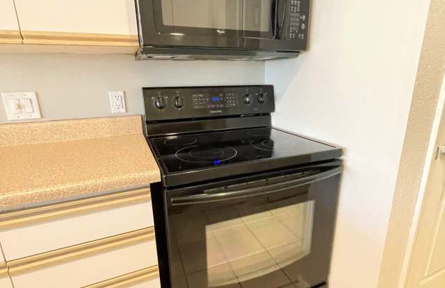 LS - 160 West Rockford