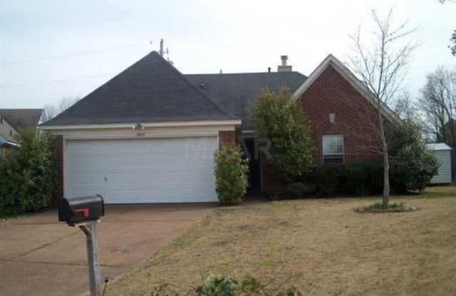 2577 REESE LAKE - 2577 Reese Lake Circle, Memphis, TN 38133