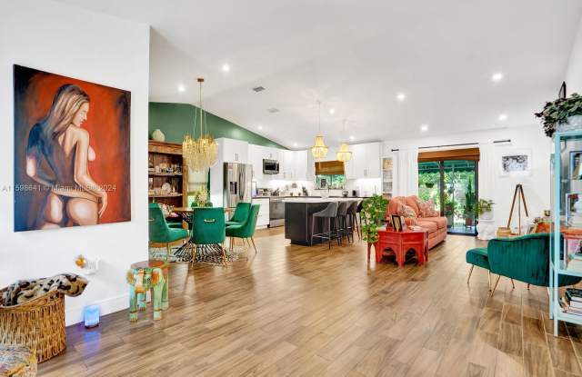 1207 Red Rd