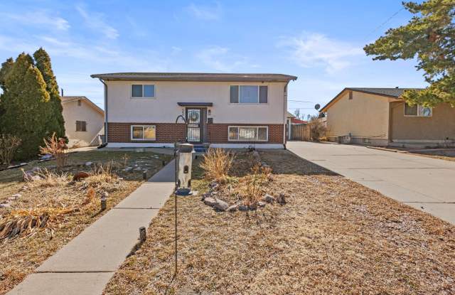 3500 Sheffield Lane - 3500 Sheffield Lane, Pueblo, CO 81005