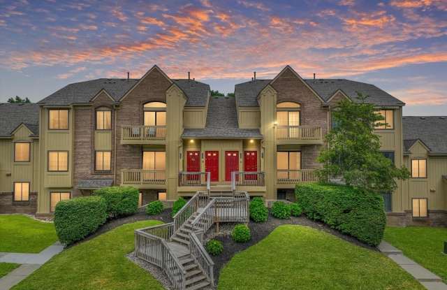 Photo of Saddle Creek Apartments