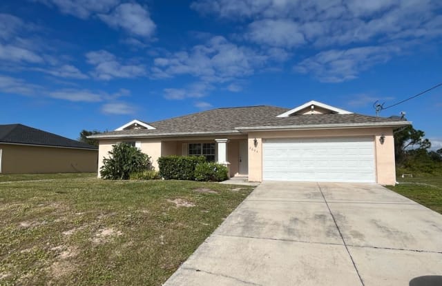 3004 30th St SW - 3004 30th Street Southwest, Lehigh Acres, FL 33976