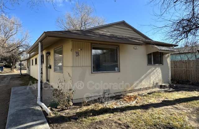 Photo of 211 N Foote Avenue