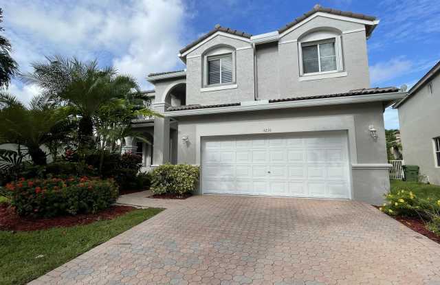 4230 Palmetto Trail
