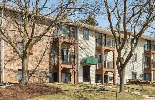 Tosa Village Apartments