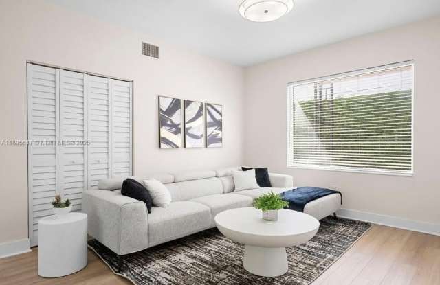 1471 Lincoln Terrace