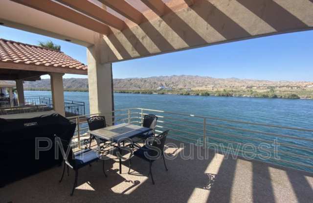 627 Riverfront Dr