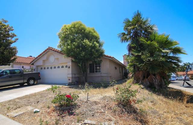 Santa Fe Hills Detached Home