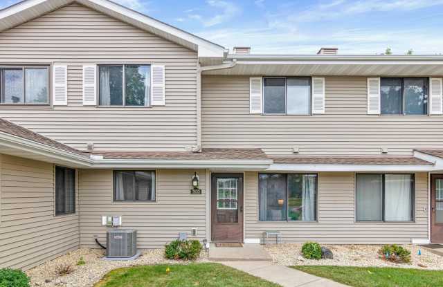 7633 Wedgewood Court