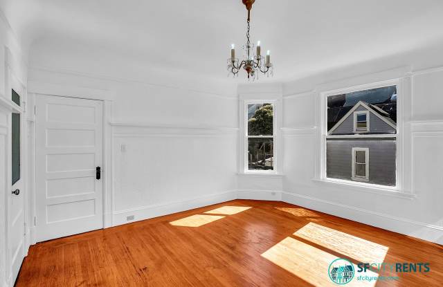 Cole Valley/Haight: Top Floor 3 or 4 Bed Flat w/ in-unit W/D