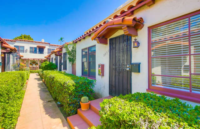 Photo of Spanish Craftsman Garden Apartments Bankers Hill