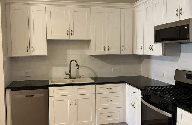 903 Main Street unit: 1