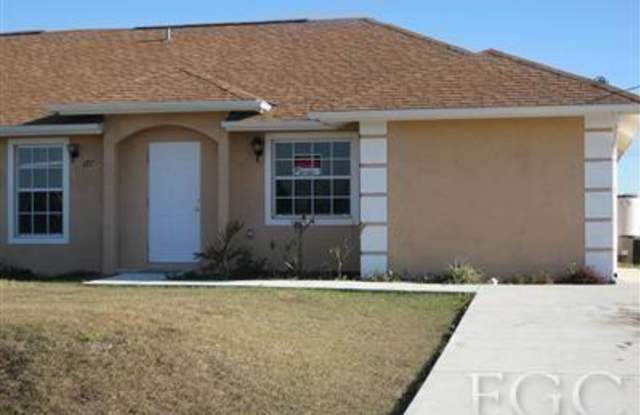 172 Pullman ST - 172 Pullman St, Lehigh Acres, FL 33974