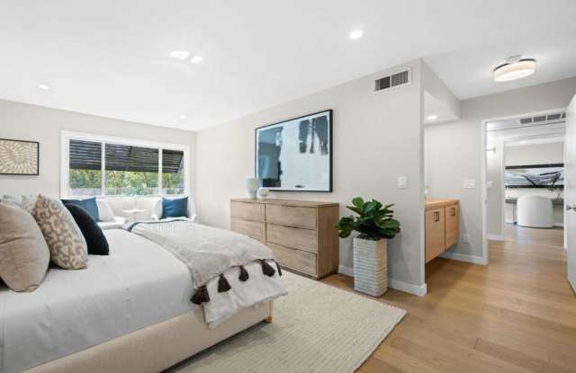 266 South Madison Avenue