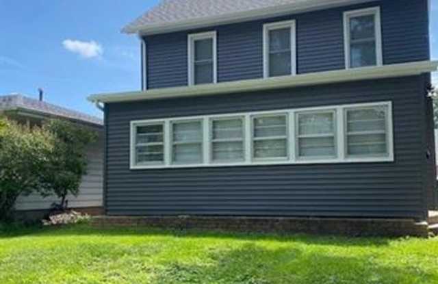 Photo of Newly Updated 3 Bedroom 1.5 Bathroom!