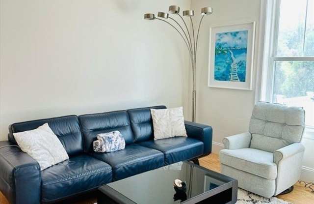 7 Lily Pond Lane unit: 7