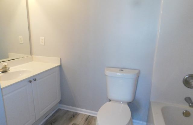 Photo of Nice 3 bed 2 bath home