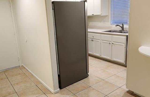 Beautiful 3-Bed, 2.5-Bath Home in Las Vegas