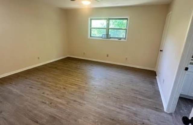 3210 Magnolia Boulevard