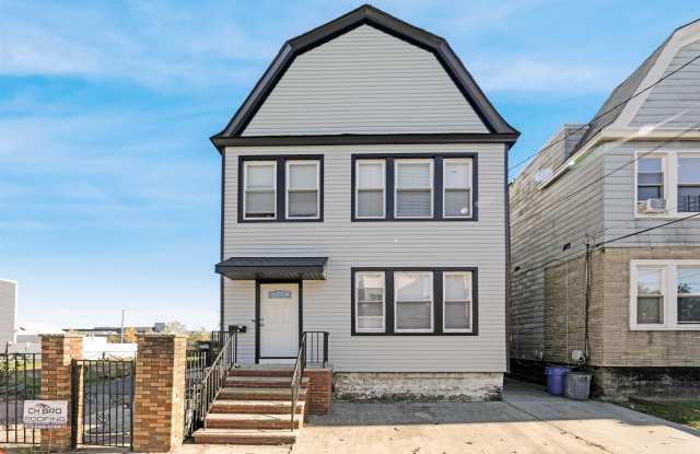 Photo of 230 PRINCETON AVE