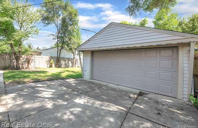 20471 BROOKLAWN Drive