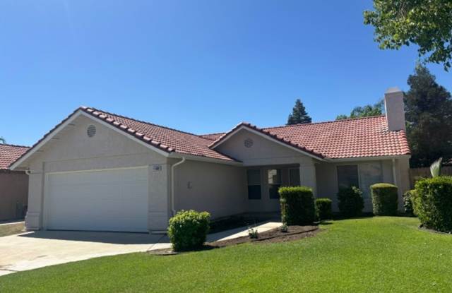 Clean 3 Bedroom / 2 Bathroom home near Stockdale High School, Recently Renovated!