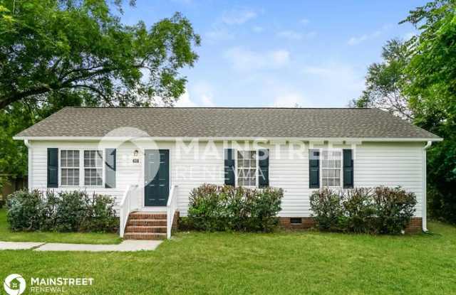 939 Rand Street