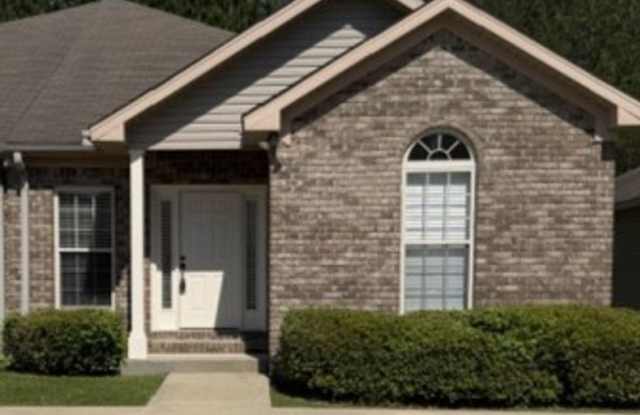 Charming 3 bedroom 2 bath home available now