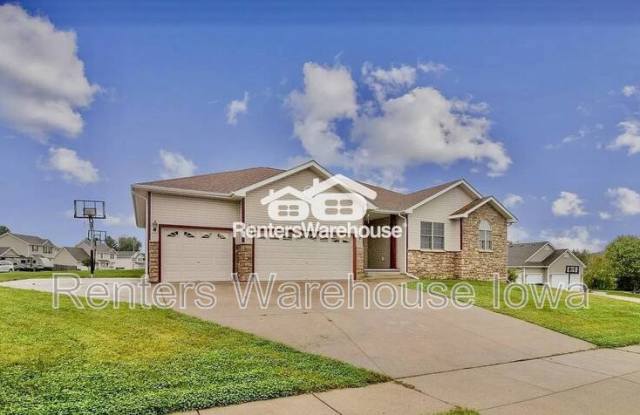 3112 Hart Ave - 3112 Hart Avenue, Des Moines, IA 50320