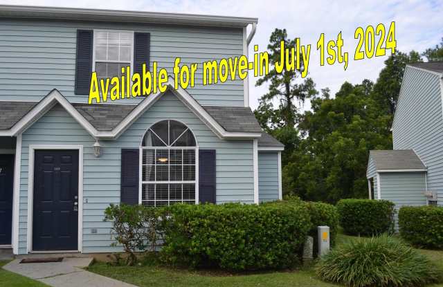 2204 S Timberwood Circle - 2204 Timberwood Circle South, Tallahassee, FL 32304