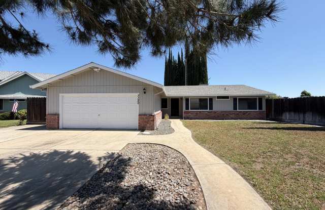 1120 Landreth Court